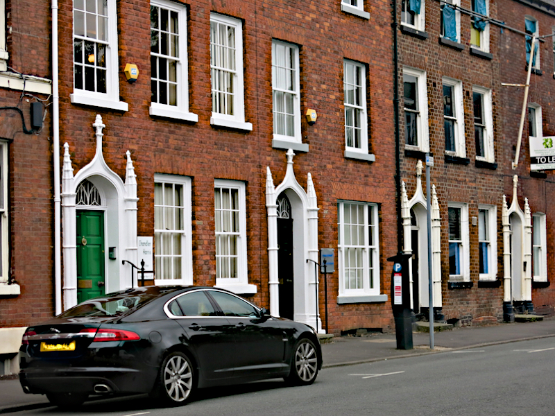 Gothick doorways, Byrom Street